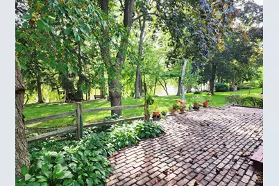 319  Elizabeth St, Watertown, WI 53098 - Photo 37