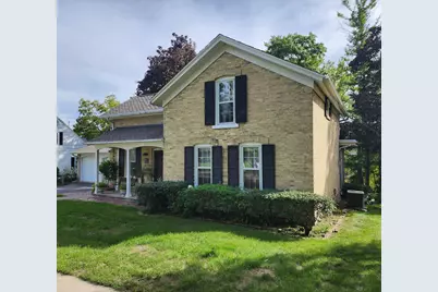 319  Elizabeth St, Watertown, WI 53098 - Photo 1