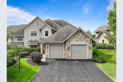 631  Eagleton Dr #55-16, Geneva, WI 53147 - Photo 1
