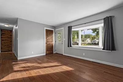 615  11th Ave, Onalaska, WI 54650 - Photo 5