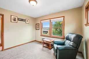 4102 N Wilson Dr, Shorewood, WI 53211 - Photo 17