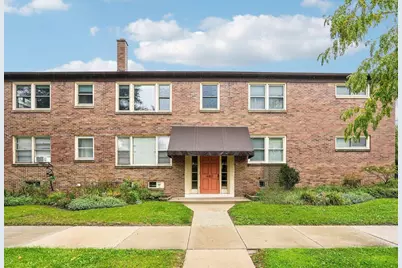 4102 N Wilson Dr #4, Shorewood, WI 53211 - Photo 3