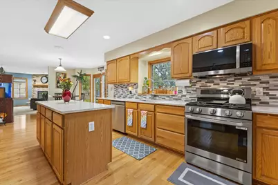 4215  114th St, Pleasant Prairie, WI 53158 - Photo 7