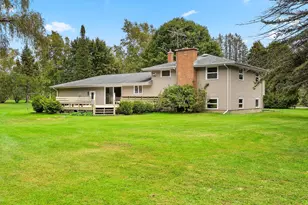 5224 Woodland Dr, Two Rivers, WI 54241 - Photo 9