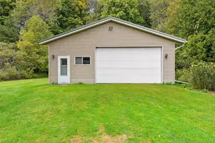 5224 Woodland Dr, Two Rivers, WI 54241 - Photo 15