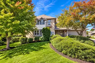 7561 W Tuckaway Pines Cir, Franklin, WI 53132 - Photo 1