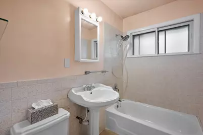 842 E Doty Pl, Milwaukee, WI 53207 - Photo 11