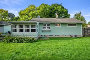 842 E Doty Pl, Milwaukee, WI 53207 - Photo 7