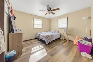 7749 N 80th St, Milwaukee, WI 53223 - Photo 23