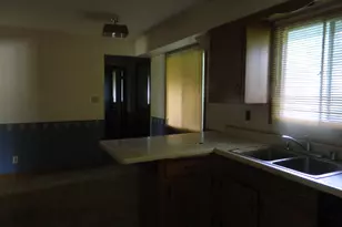 415 Catskill Rd, Brookfield, WI 53186 - Photo 7