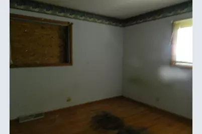 415  Catskill Rd, Brookfield, WI 53186 - Photo 17