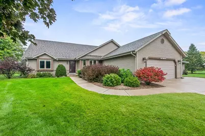 S79W15520  Foxboro Pl, Muskego, WI 53150 - Photo 1