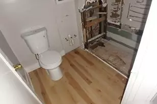 928 W Meinecke Ave, Milwaukee, WI 53206 - Photo 99