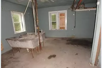 928 W Meinecke Ave #936, Milwaukee, WI 53206 - Photo 151