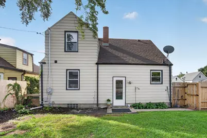 1528  76th St, Kenosha, WI 53143 - Photo 17