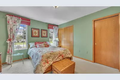 1715  Springwood Ct, Sheboygan, WI 53081 - Photo 15