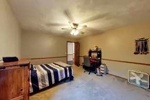 425 Newman Ct, Jefferson, WI 53549 - Photo 37