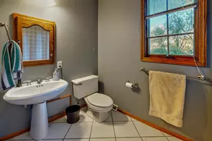 425 Newman Ct, Jefferson, WI 53549 - Photo 27