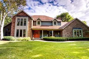 425 Newman Ct, Jefferson, WI 53549 - Photo 1