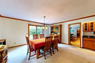 425 Newman Ct, Jefferson, WI 53549 - Photo 7