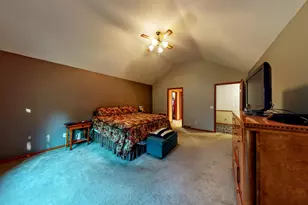 425 Newman Ct, Jefferson, WI 53549 - Photo 19