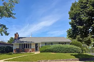 420 Sonya Dr, Waukesha, WI 53188 - Photo 1
