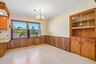 420 Sonya Dr, Waukesha, WI 53188 - Photo 7