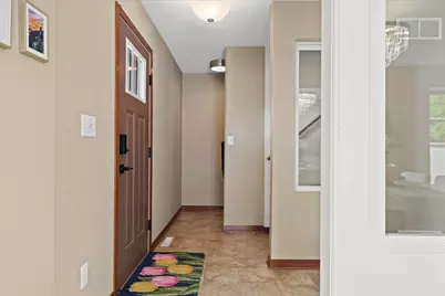 914  Durango Dr, Hartford, WI 53027 - Photo 7
