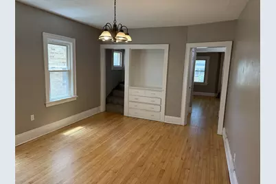 2122 S 77th St, West Allis, WI 53219 - Photo 9