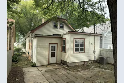 2122 S 77th St, West Allis, WI 53219 - Photo 19