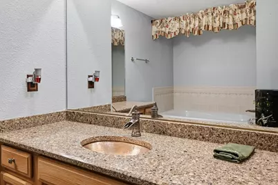 W159N4824  Graysland Dr, Menomonee Falls, WI 53051 - Photo 29