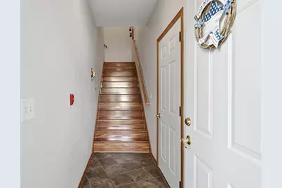 W159N4824  Graysland Dr, Menomonee Falls, WI 53051 - Photo 3