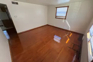3923 N 92nd St, Milwaukee, WI 53222 - Photo 9