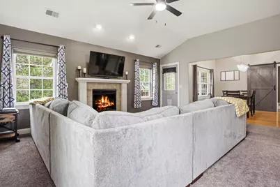 481  Cedar Ct, Slinger, WI 53086 - Photo 5