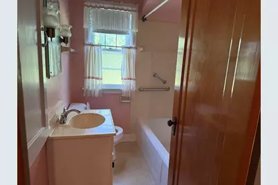 2786 S Moorland Rd, New Berlin, WI 53151 - Photo 11