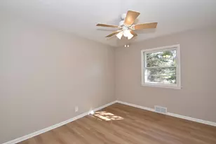 3472 E Ryan Rd, Oak Creek, WI 53154 - Photo 13