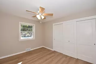 3472 E Ryan Rd, Oak Creek, WI 53154 - Photo 15