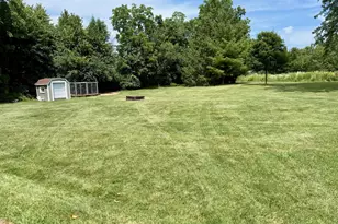 W227S7710 Oakview Dr, Vernon, WI 53103 - Photo 5