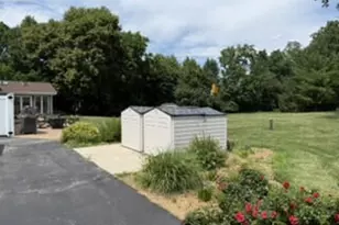 W227S7710 Oakview Dr, Vernon, WI 53103 - Photo 5