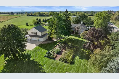 2237  Washington Ave, Cedarburg, WI 53012 - Photo 101
