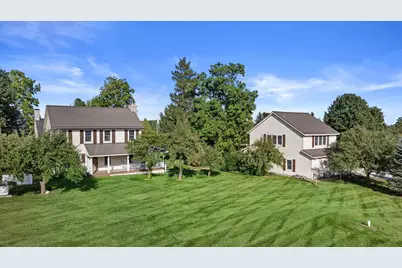 2237  Washington Ave, Cedarburg, WI 53012 - Photo 91