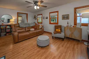 823 11th Ave, Racine, WI 53182 - Photo 17