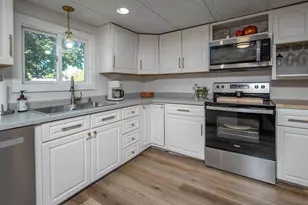 823 11th Ave, Racine, WI 53182 - Photo 5