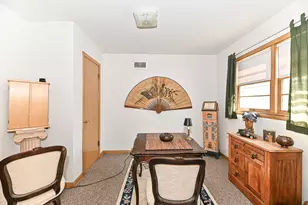 9423 W Mt Vernon Ave, Milwaukee, WI 53226 - Photo 11