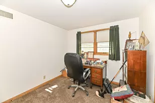 9423 W Mt Vernon Ave, Milwaukee, WI 53226 - Photo 23