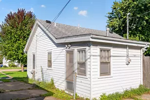 2045 Golf Ave, Racine, WI 53404 - Photo 21