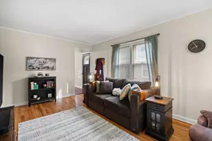 1908 N 118th St, Wauwatosa, WI 53226 - Photo 11
