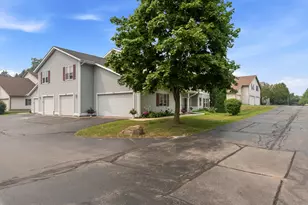 191 Bur Oak Ln, Grafton, WI 53024 - Photo 29