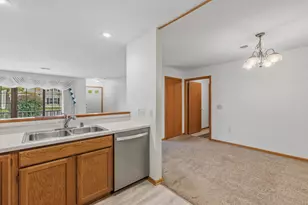 191 Bur Oak Ln, Grafton, WI 53024 - Photo 5
