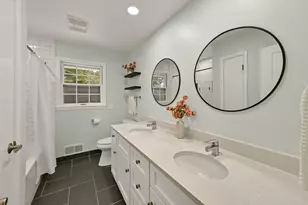 7408 N Seneca Rd, Fox Point, WI 53217 - Photo 29